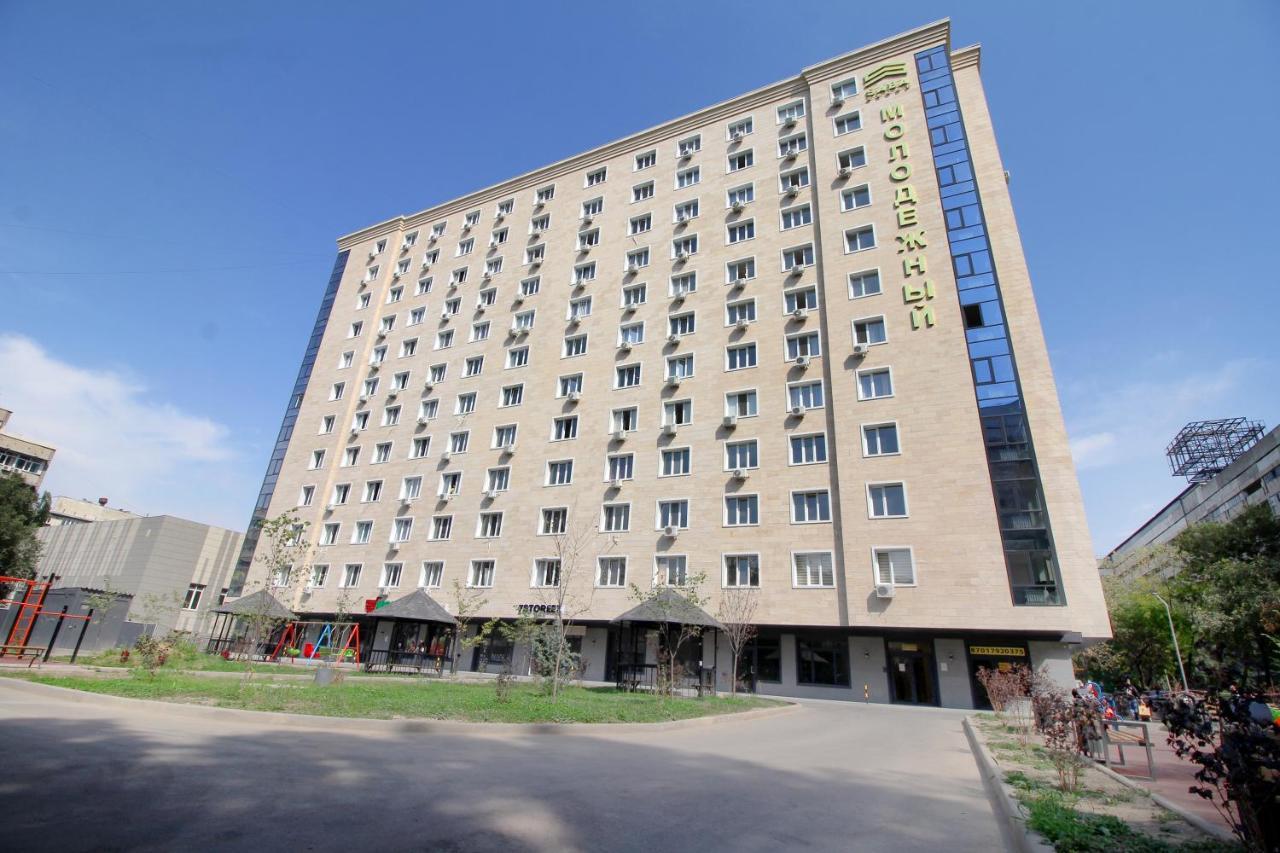 Апартаменты С Двумя Спальнями На Арбате! Almaty Bagian luar foto